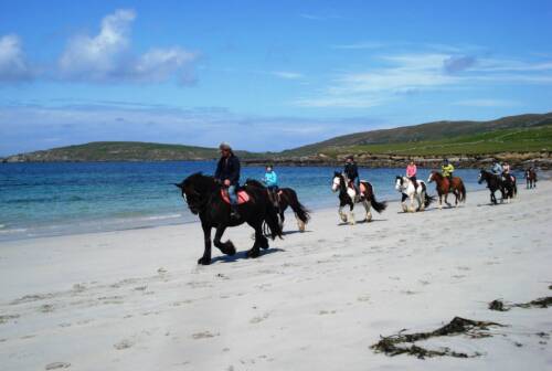 Beach-horse-riding
